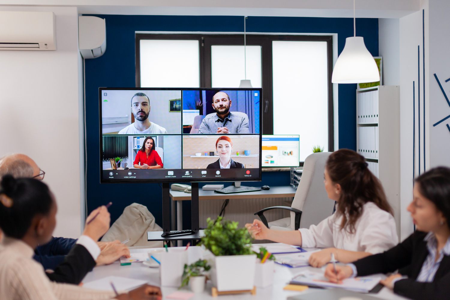Video Conferencing and Visual Tools for Better Teamwork
